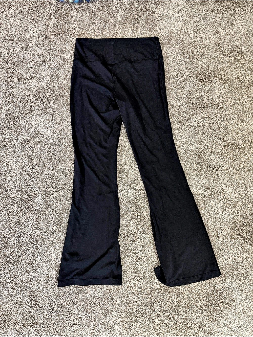 All In Motion Everyday Soft Ultra High-Rise Full Length Flare Leggings Black XL